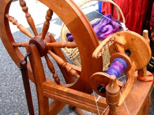 yarn-and-spinning-wheel